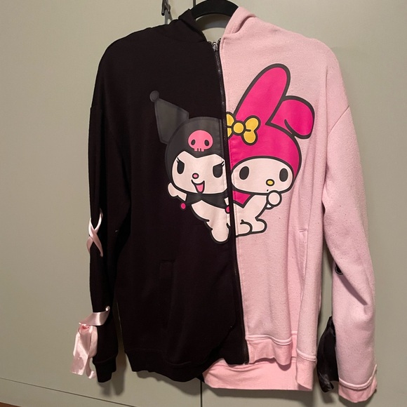 SANRIO MY MELODY KUROMI SPLIT HOODIE Ribbon Sleeves Pink & Black - XL - Picture 2 of 13